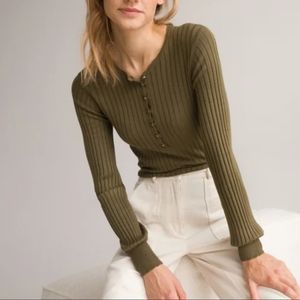 ARMY GREEN SWEATER